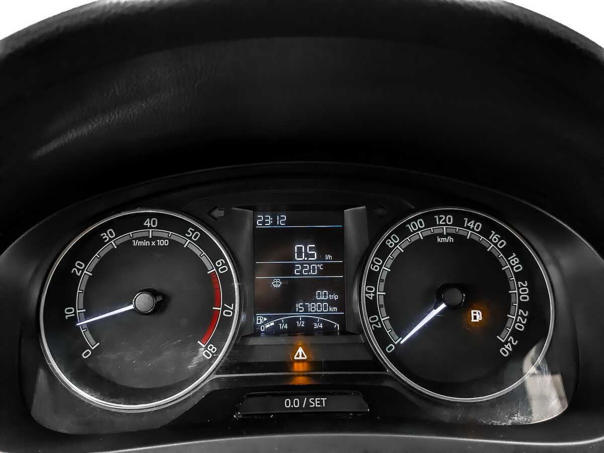 Купить Skoda Rapid, 2017, 157 793 км, фото №14