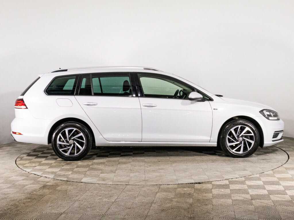 Купить Volkswagen Golf, 2018, 141 712 км, фото №4
