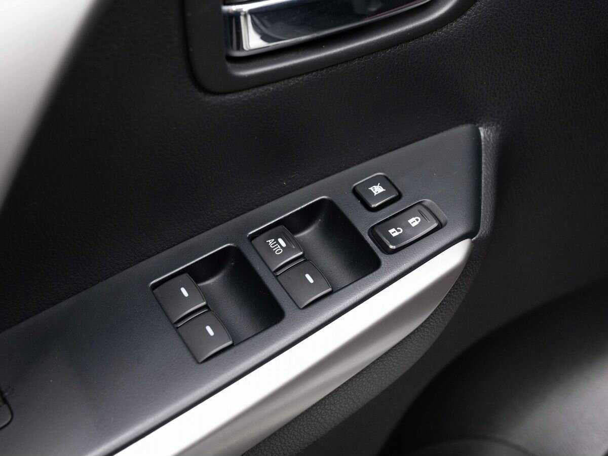 Купить Mitsubishi Pajero Sport, 2017, 111 378 км, фото №16