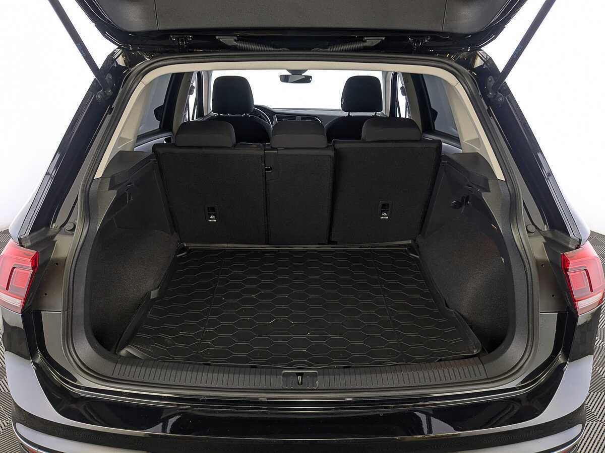 Купить Volkswagen Tiguan, 2021, 79 000 км, фото №10