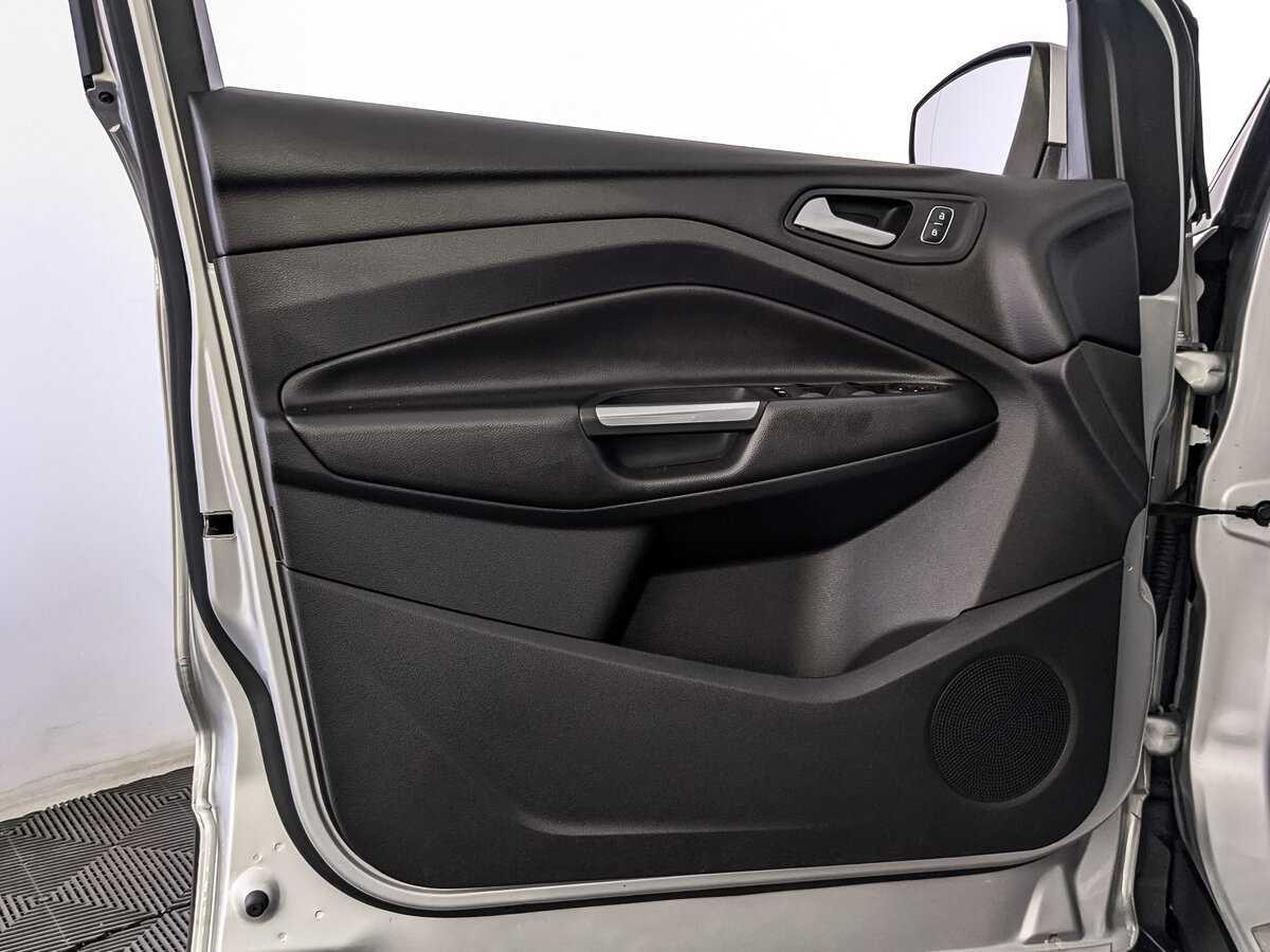 Купить Ford Kuga, 2019, 92 613 км, фото №17