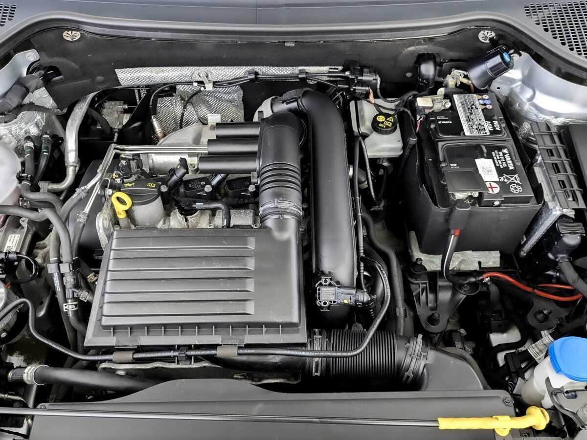 Купить Skoda Karoq, 2021, 96 747 км, фото №9