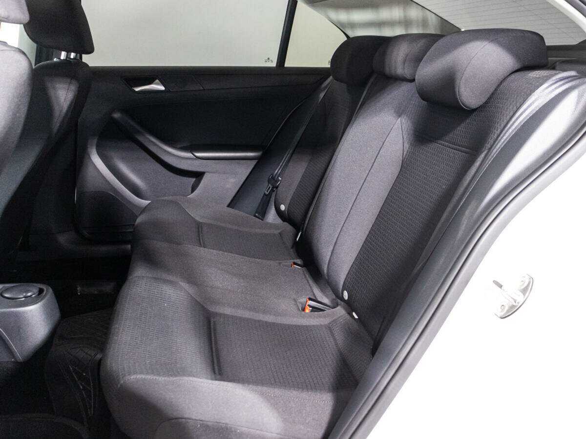 Купить Volkswagen Jetta, 2015, 63 829 км, фото №10