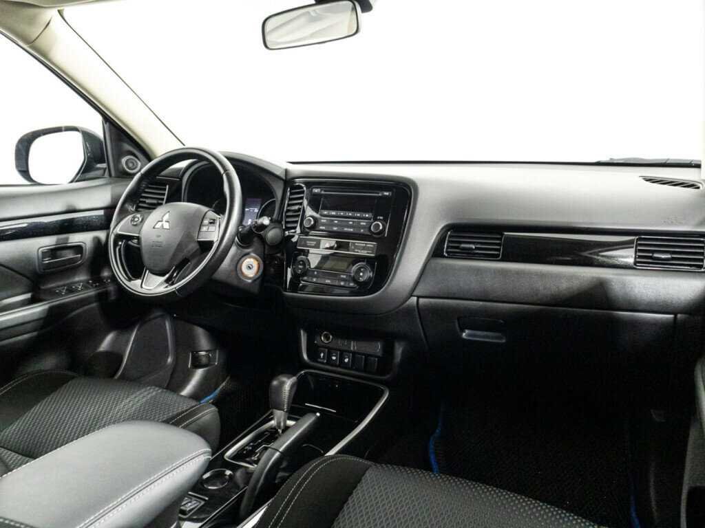 Купить Mitsubishi Outlander, 2019, 106 165 км, фото №9