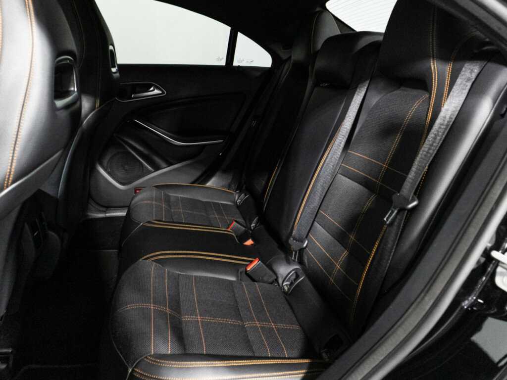 Купить Mercedes-Benz CLA 200, 2015, 127 428 км, фото №10