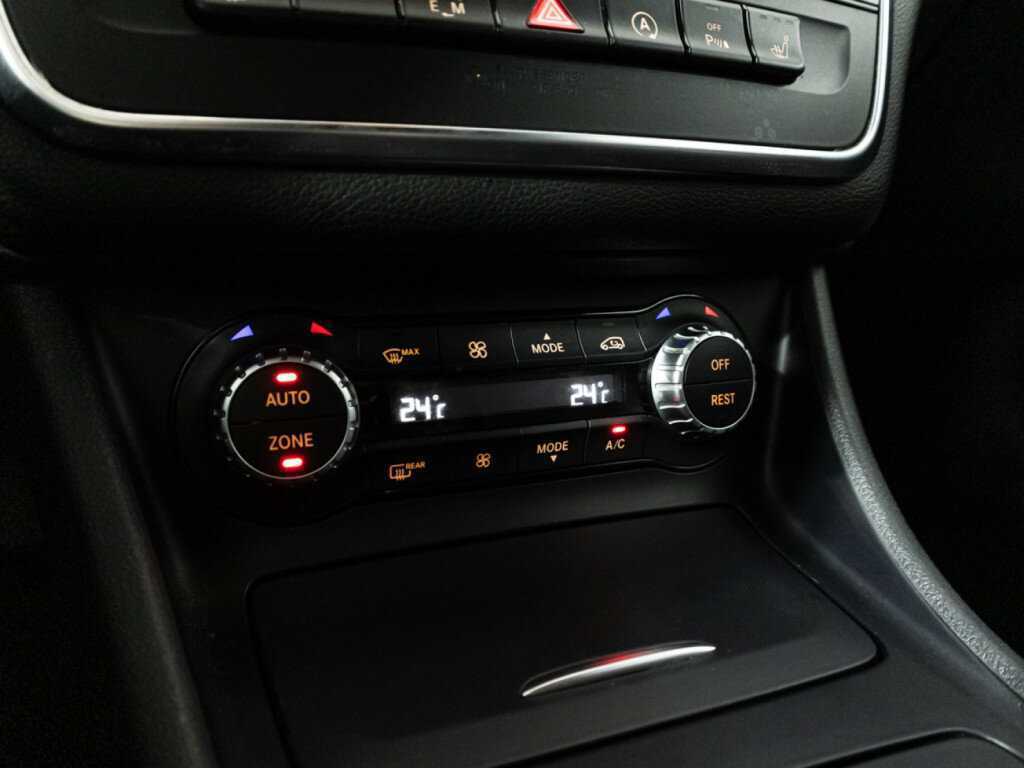 Купить Mercedes-Benz CLA 200, 2015, 127 428 км, фото №16