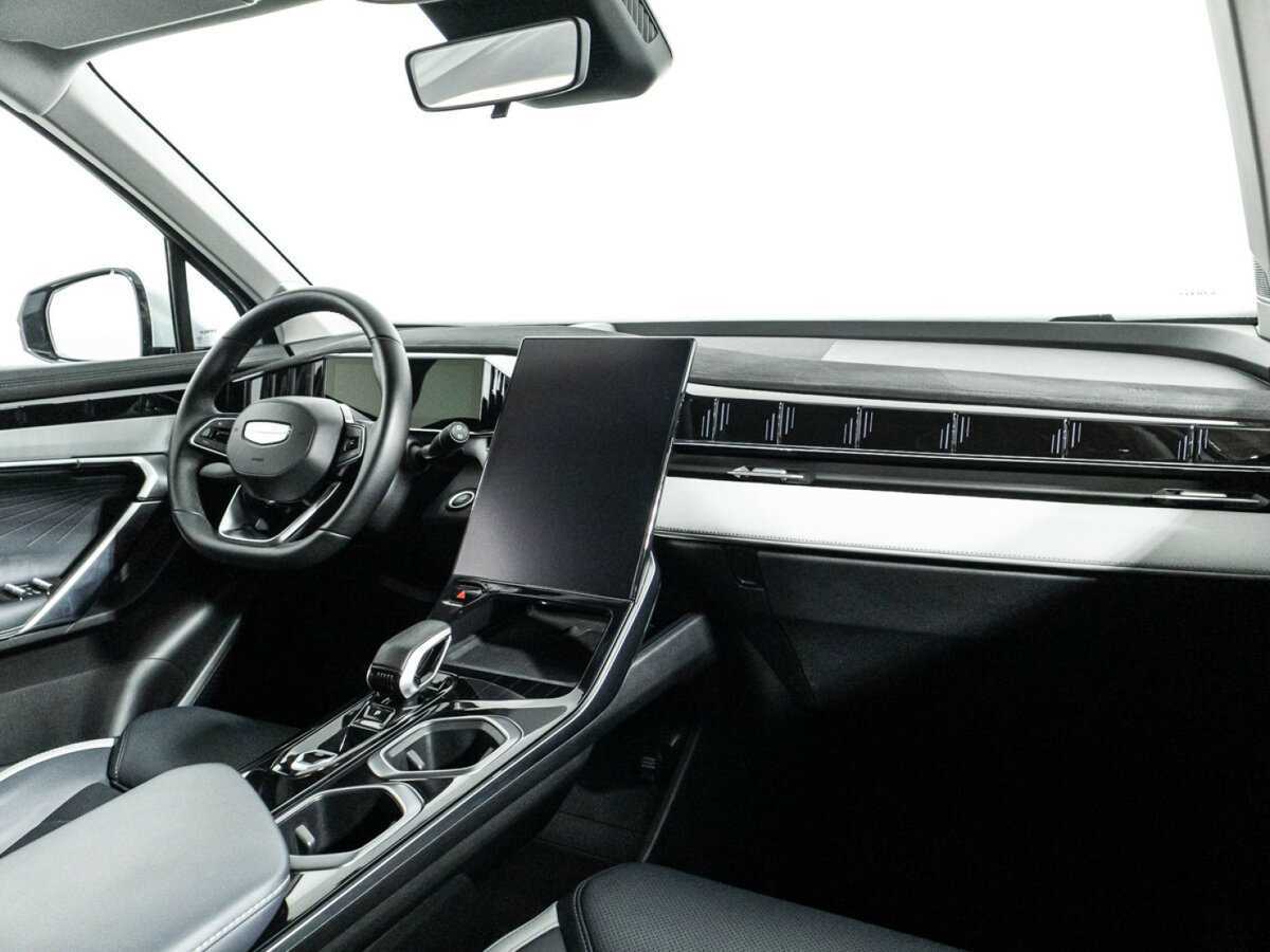 Купить Geely Atlas, 2023, 39 168 км, фото №9