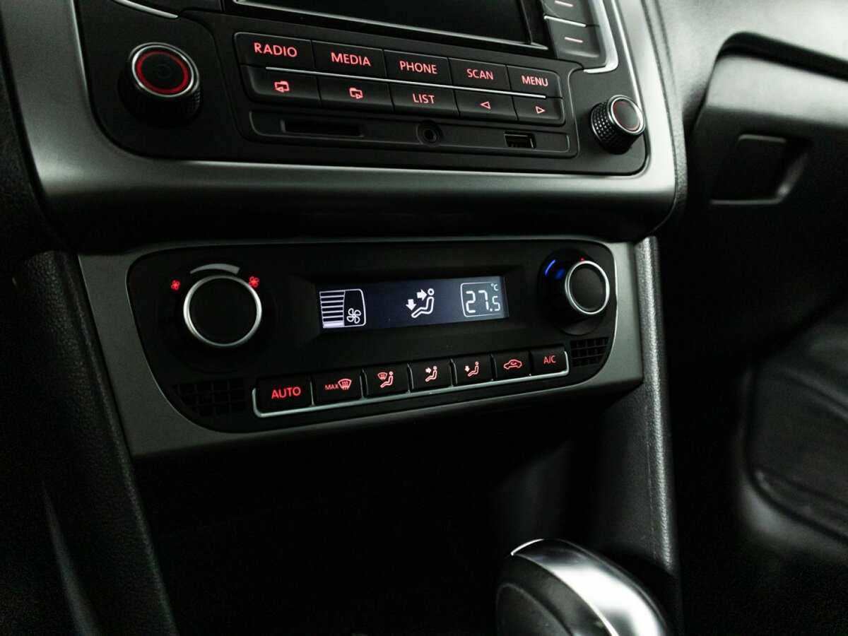 Купить Volkswagen Polo, 2015, 113 952 км, фото №13