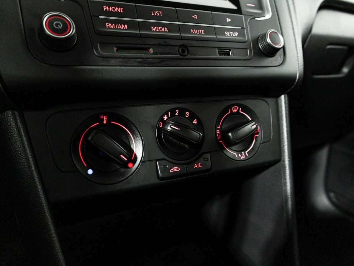 Купить Volkswagen Polo, 2017, 177 502 км, фото №15