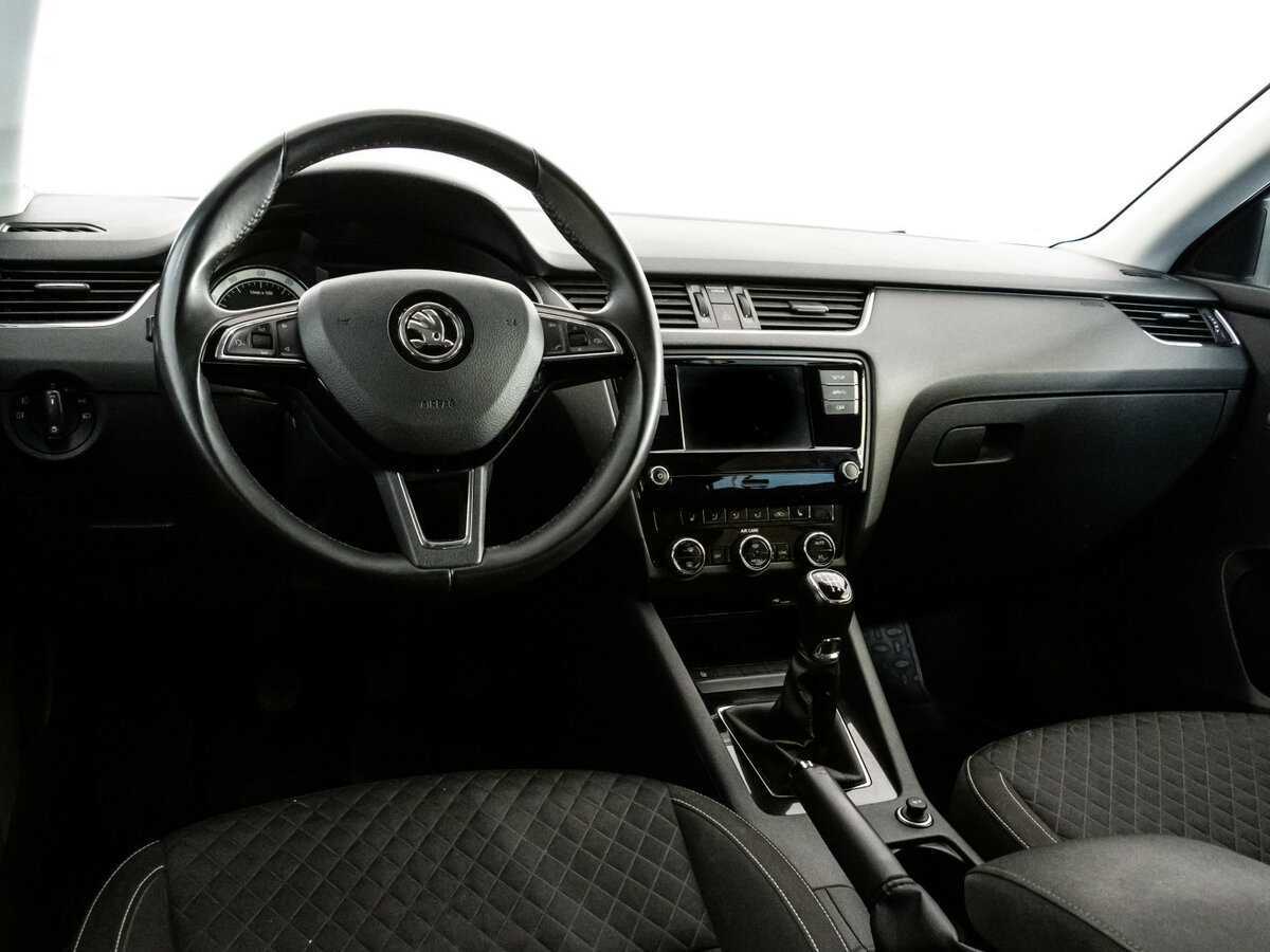 Купить Skoda Octavia, 2017, 130 140 км, фото №9