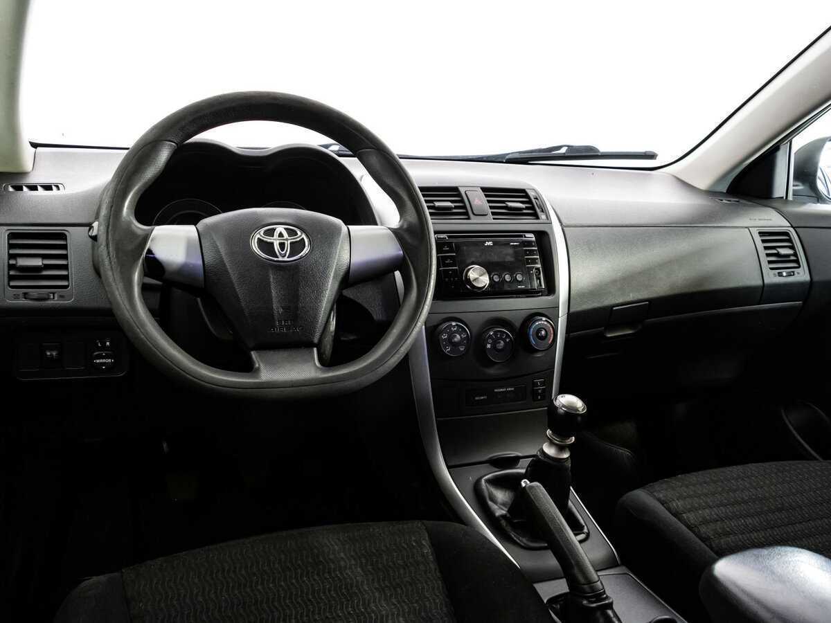 Купить Toyota Corolla, 2012, 339 705 км, фото №9