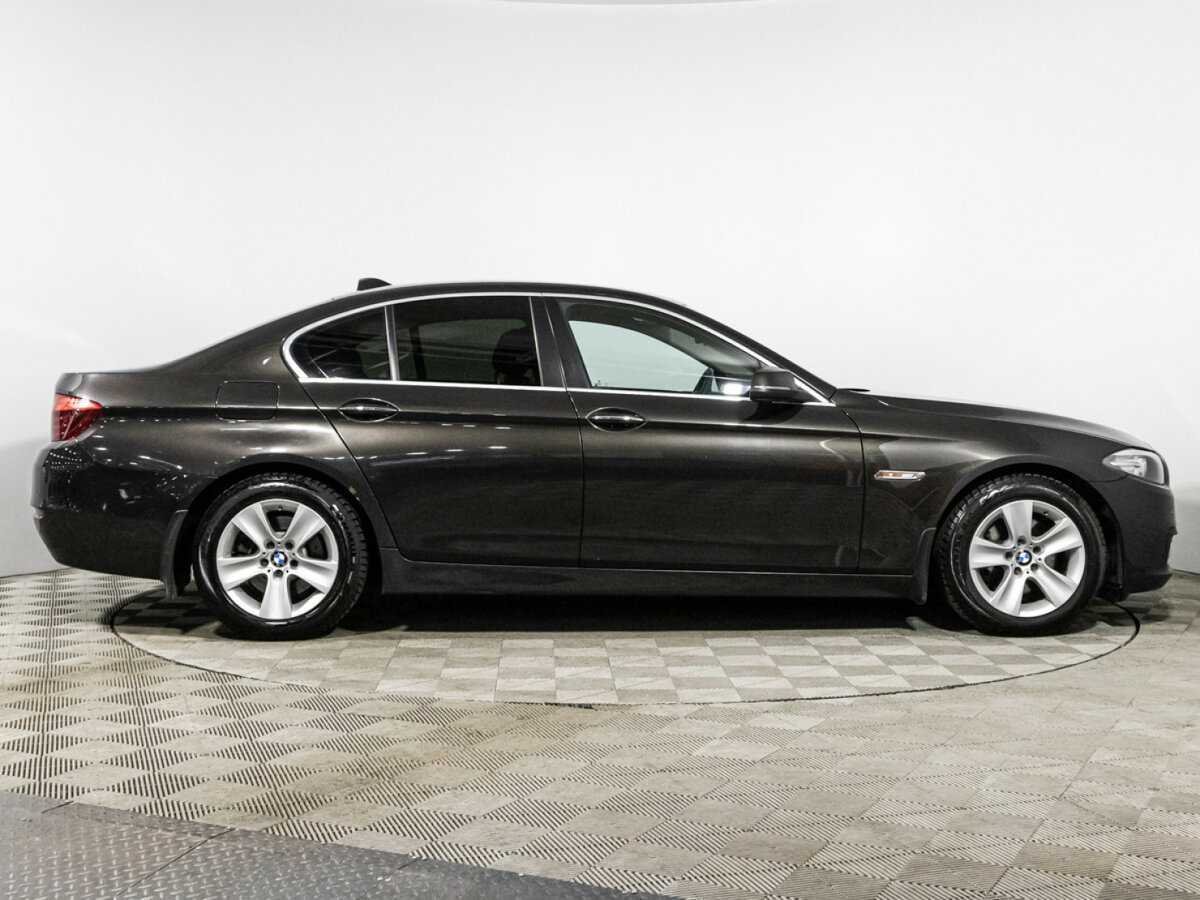 Купить BMW 5 серии 520i, 2016, 140 659 км, фото №4