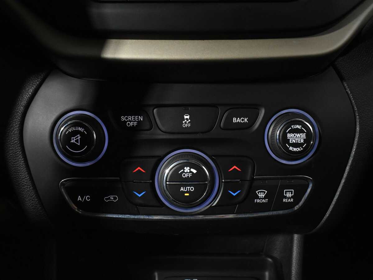 Купить Jeep Cherokee, 2014, 134 000 км, фото №18