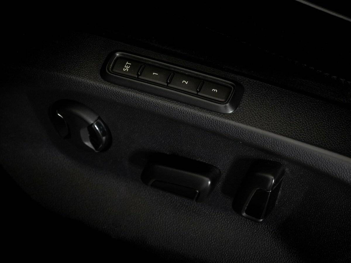 Купить Volkswagen Tiguan, 2017, 176 639 км, фото №22