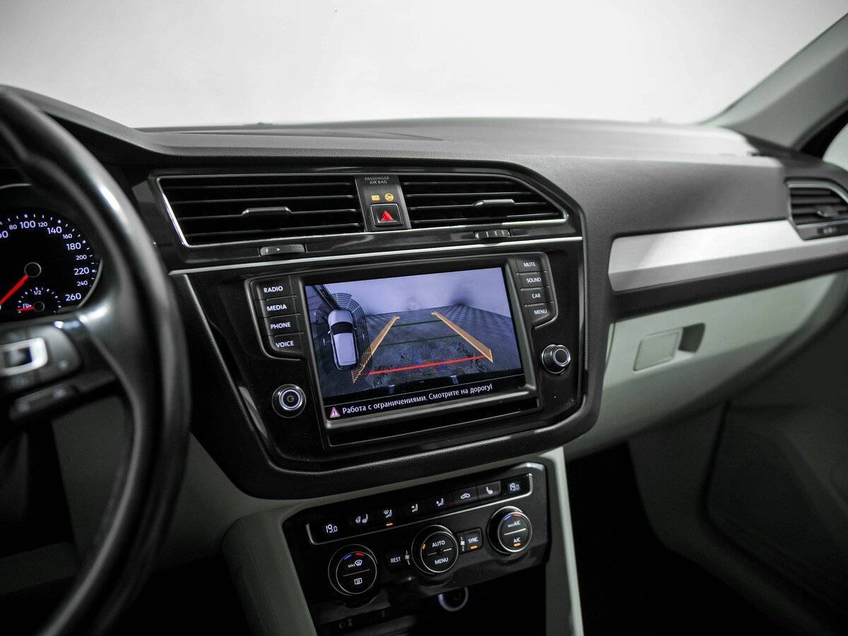 Купить Volkswagen Tiguan, 2017, 152 847 км, фото №10