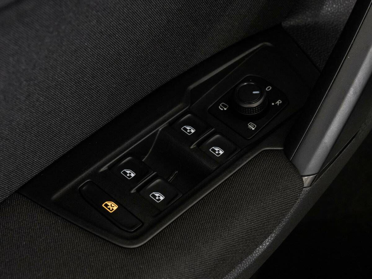 Купить Volkswagen Tiguan, 2019, 63 865 км, фото №18