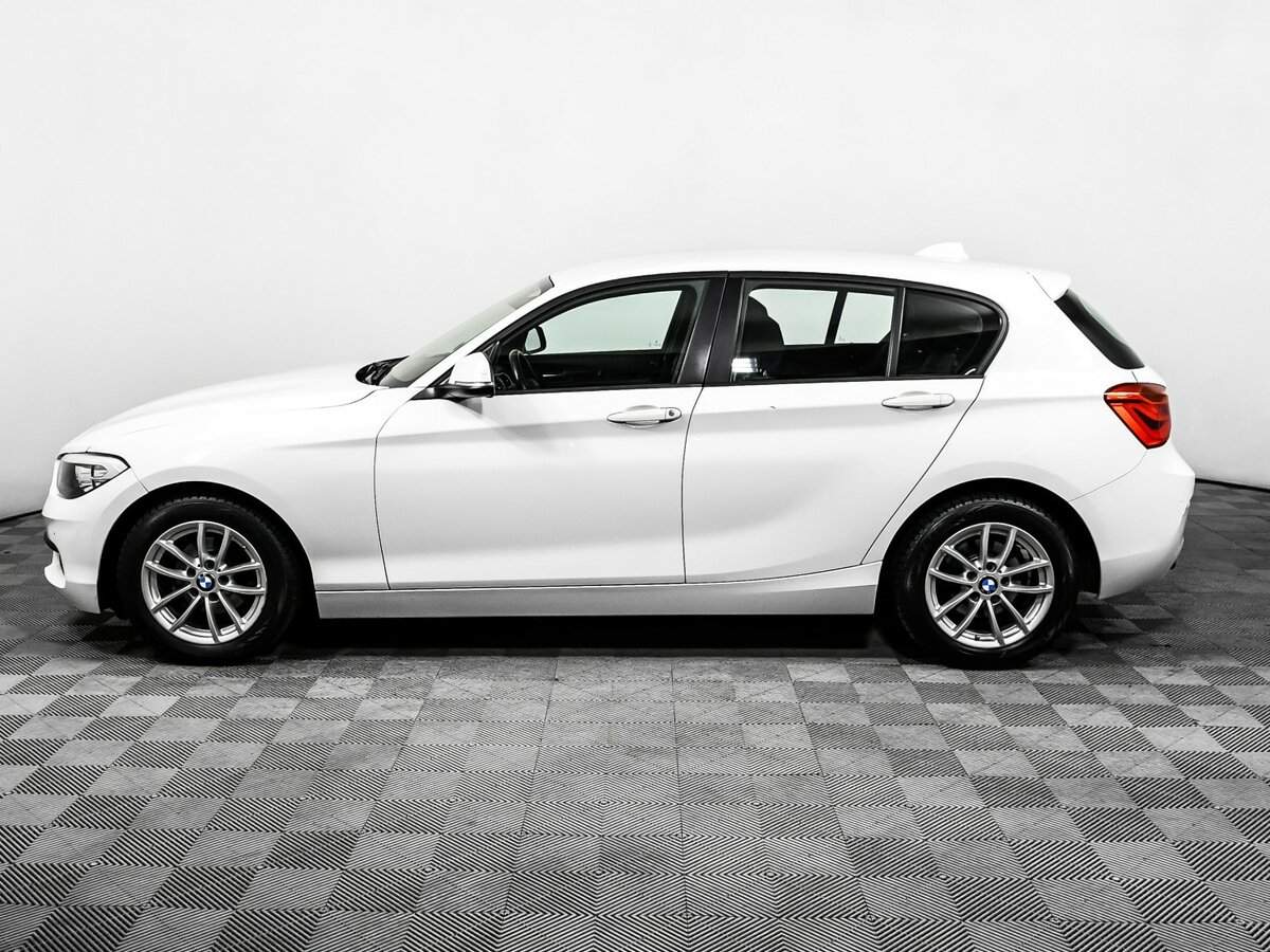 Купить BMW 1 серии 118i, 2018, 99 000 км, фото №8