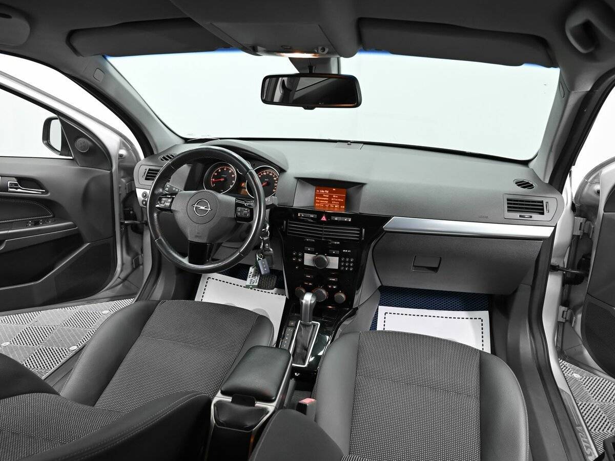 Купить Opel Astra, 2012, 154 000 км, фото №11