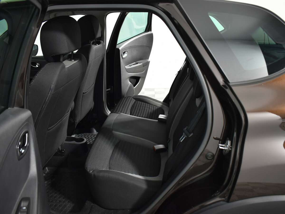 Купить Renault Kaptur, 2017, 101 236 км, фото №12