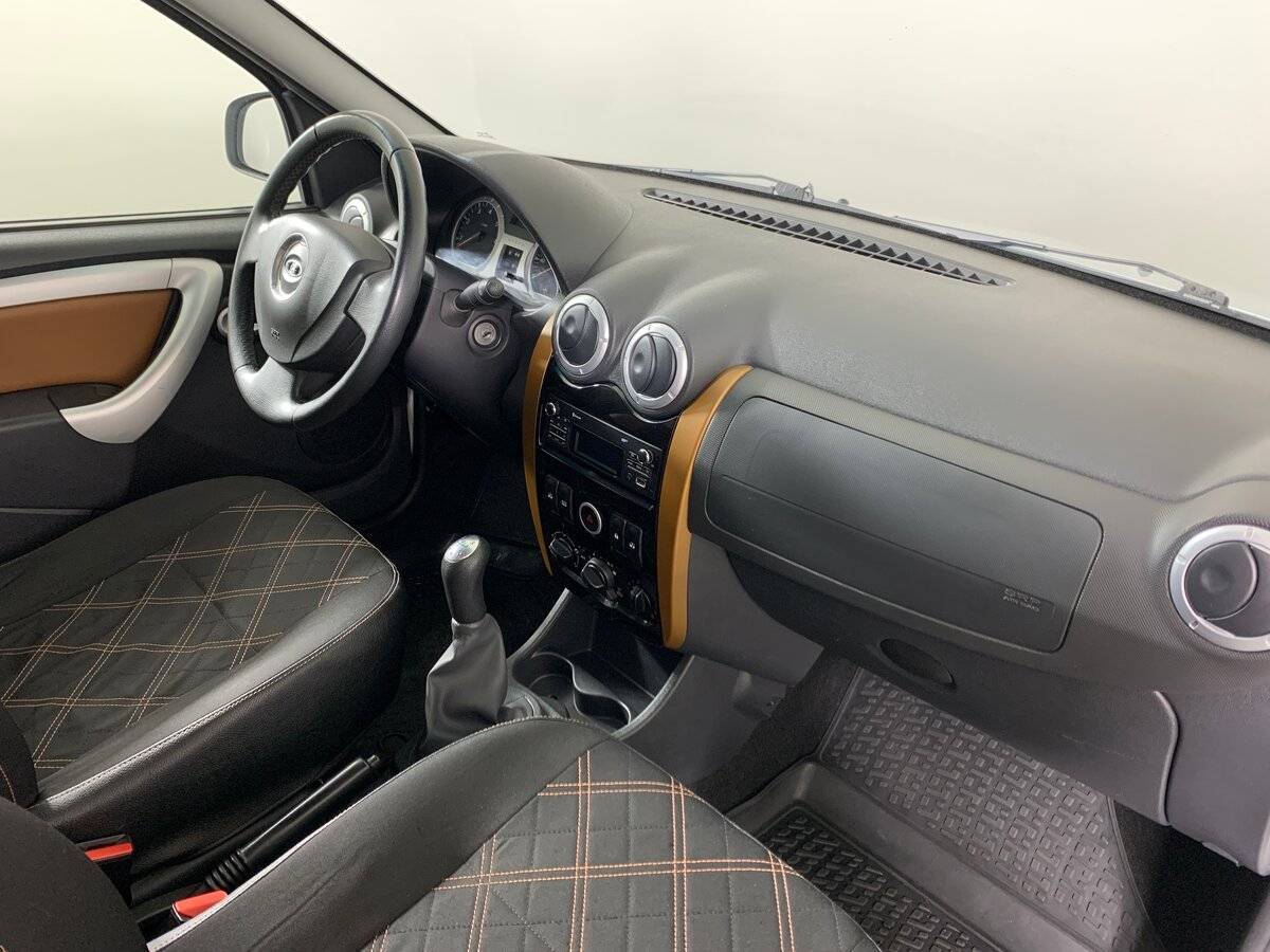 Купить Lada (ВАЗ) Largus Cross, 2018, 245 085 км, фото №13