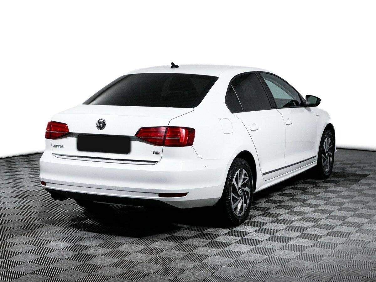 Купить Volkswagen Jetta, 2017, 68 475 км, фото №5