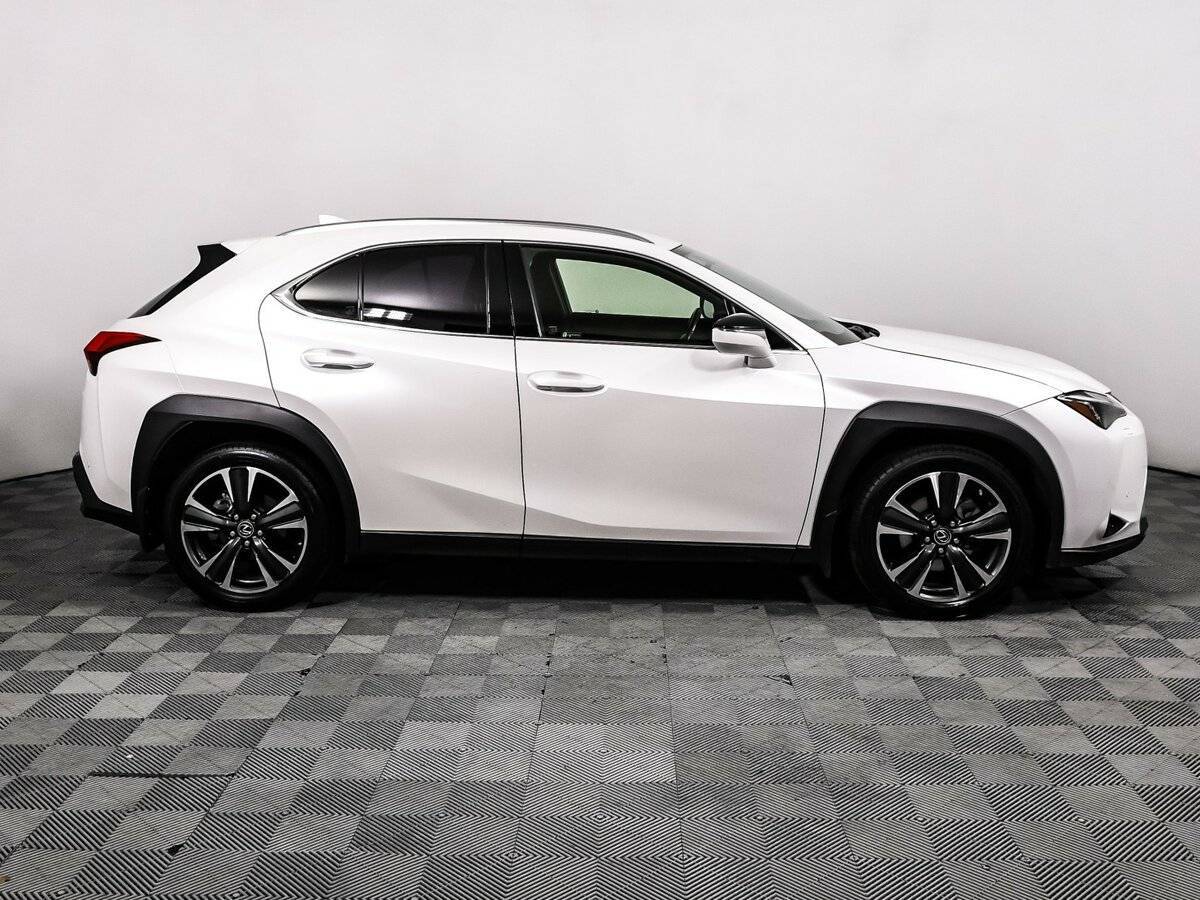 Купить Lexus UX 200, 2019, 84 000 км, фото №4