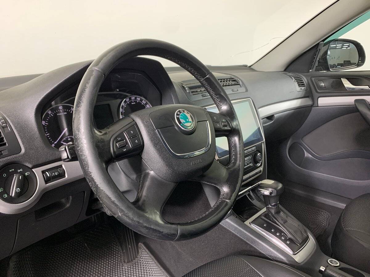 Купить Skoda Octavia, 2012, 250 000 км, фото №11