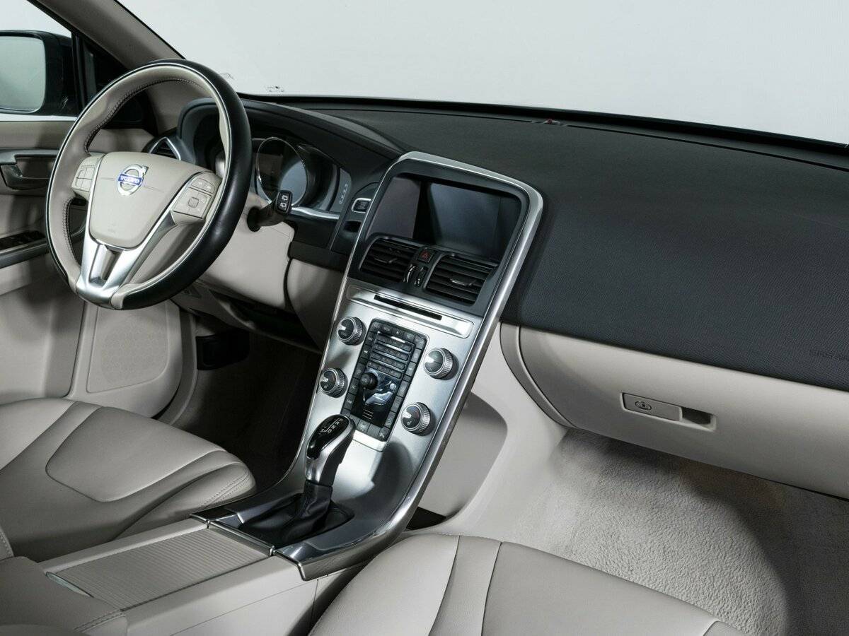 Купить Volvo XC60, 2016, 65 556 км, фото №11