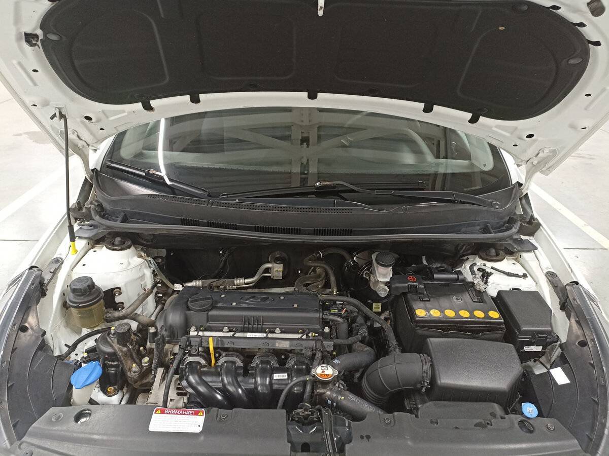 Купить Hyundai Solaris, 2015, 157 533 км, фото №9