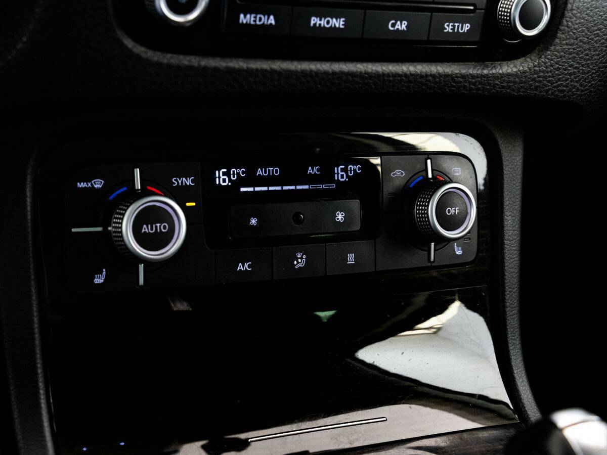 Купить Volkswagen Touareg, 2016, 177 353 км, фото №13