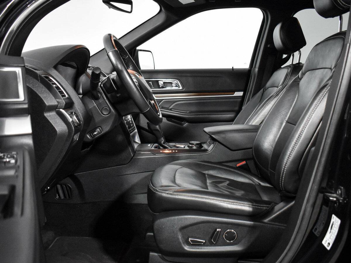 Купить Ford Explorer, 2016, 105 079 км, фото №10