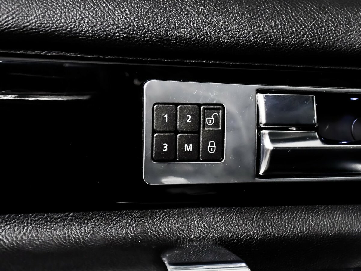 Купить Land Rover Discovery IV Рестайлинг, 2013, 265 583 км, фото №18