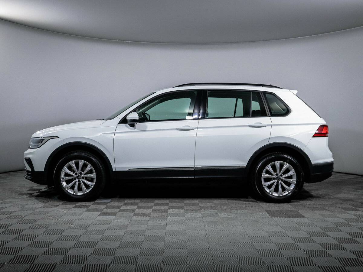 Купить Volkswagen Tiguan II Рестайлинг, 2020, 57 375 км, фото №8