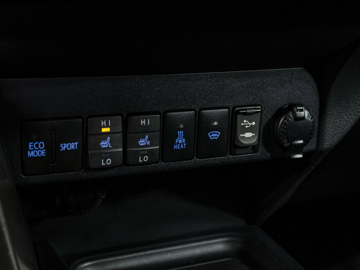 Купить Toyota RAV4 IV (XA40) Рестайлинг, 2017, 114 507 км, фото №15