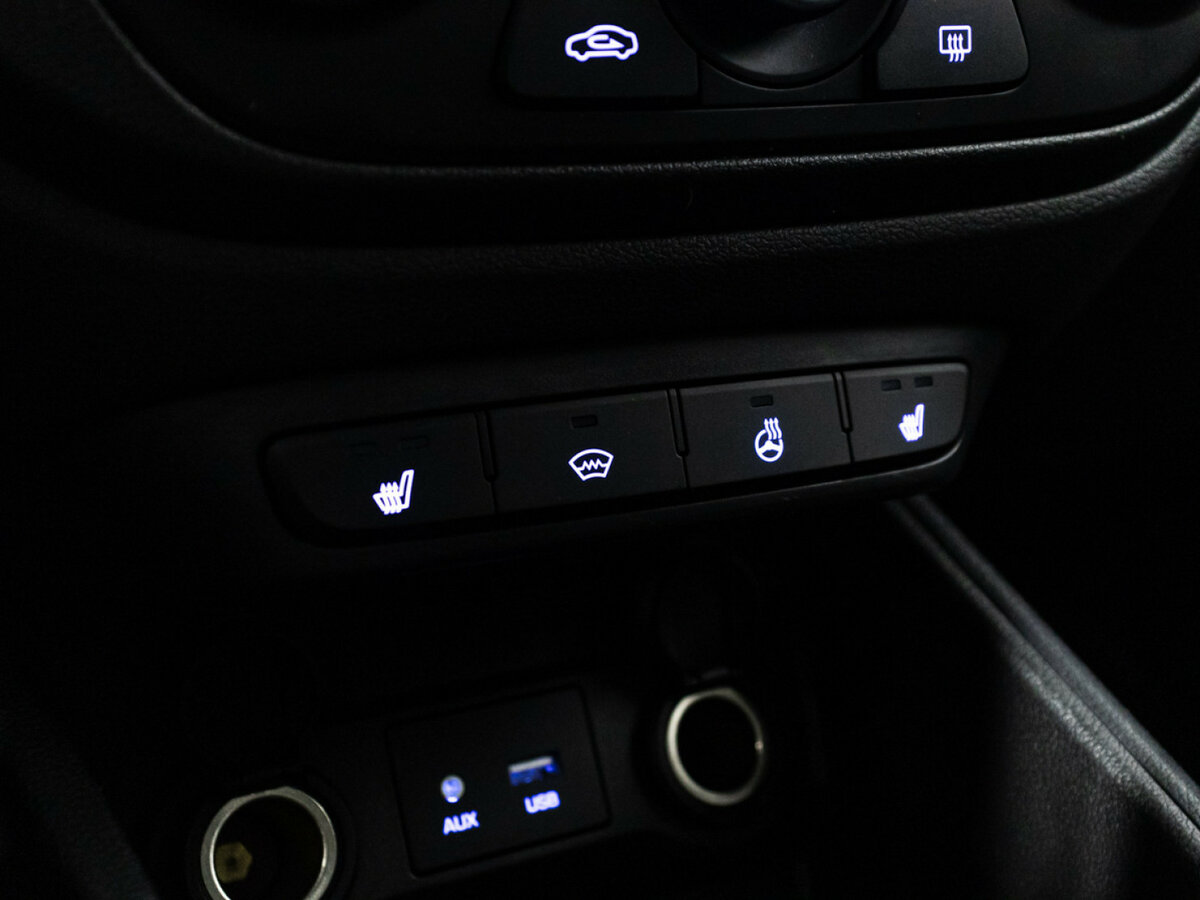 Купить Hyundai Solaris II, 2018, 155 597 км, фото №16