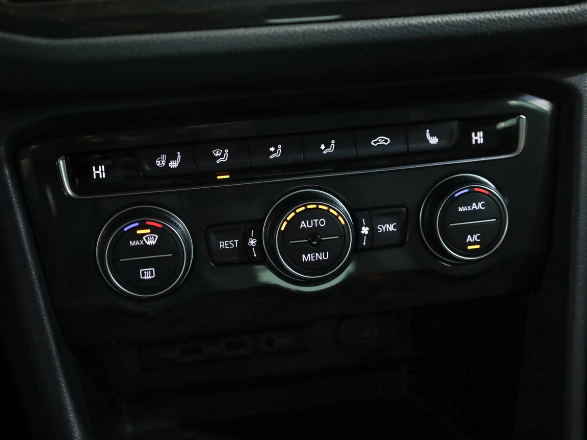 Купить Volkswagen Tiguan II, 2019, 145 700 км, фото №18