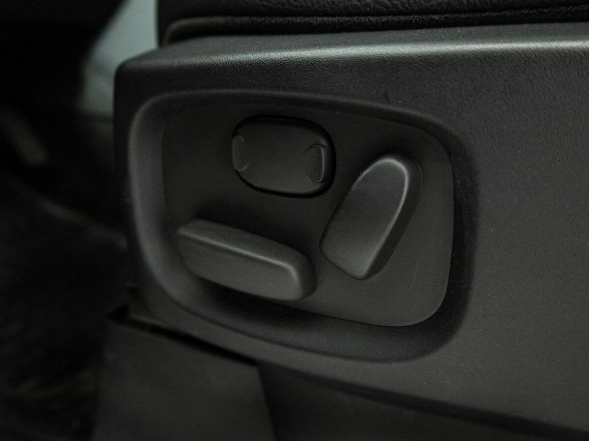 Купить Land Rover Discovery IV Рестайлинг, 2015, 166 500 км, фото №12