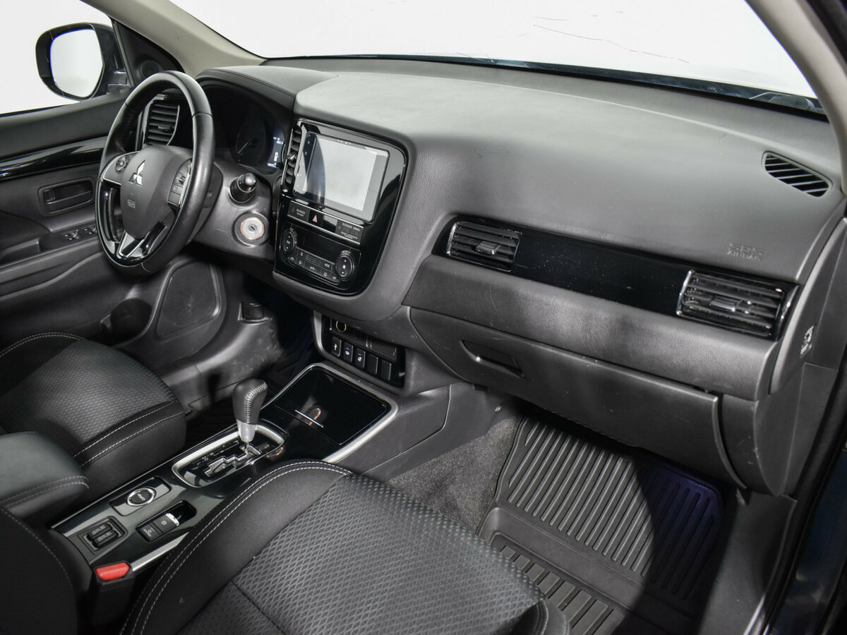 Купить Mitsubishi Outlander III Рестайлинг 3, 2019, 140 400 км, фото №12