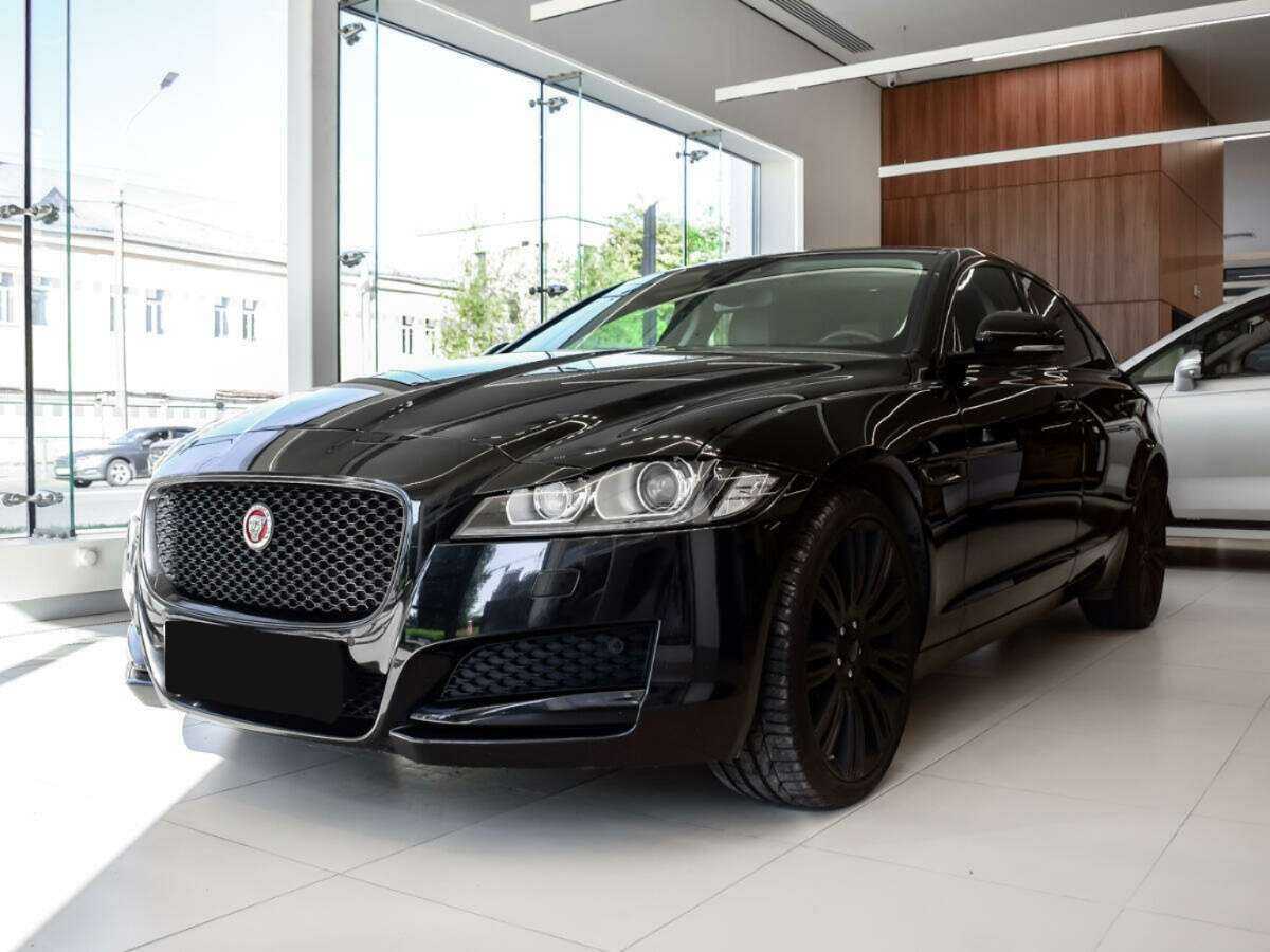 Jaguar XF